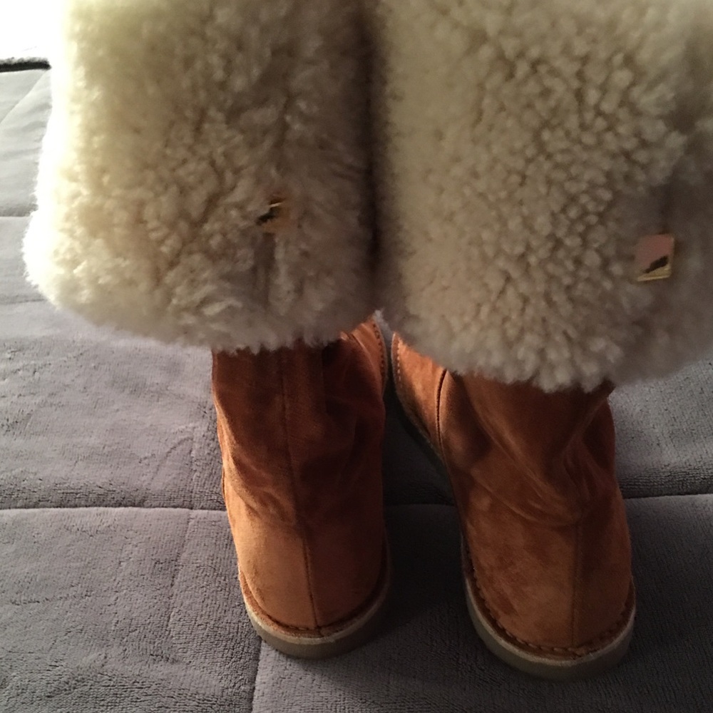 NEW without box/tags Stuart Weitznman Nata boot - Picture 2 of 3